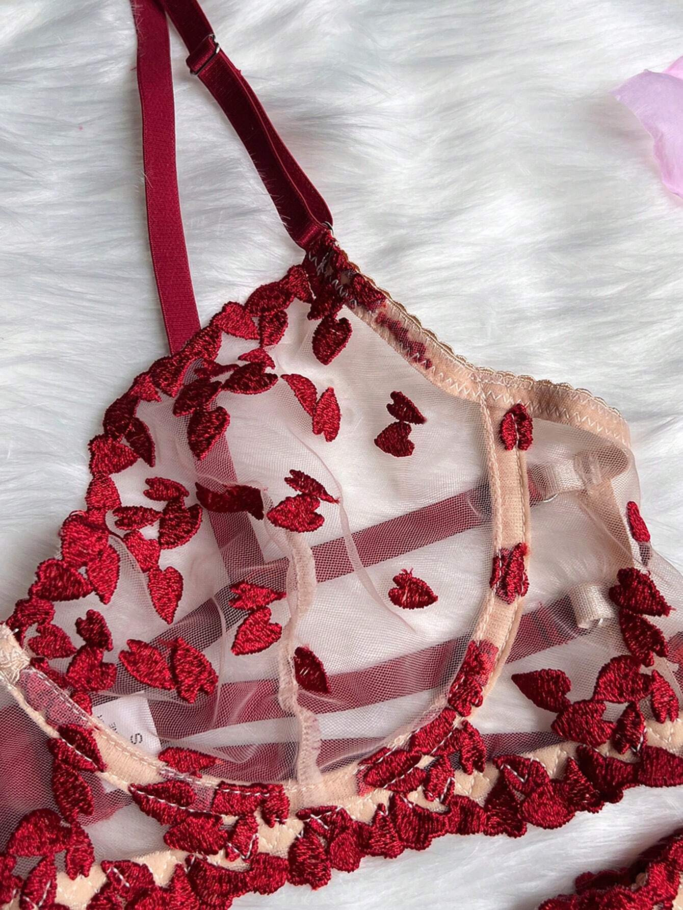 CHLOE'S LINGERIE SET