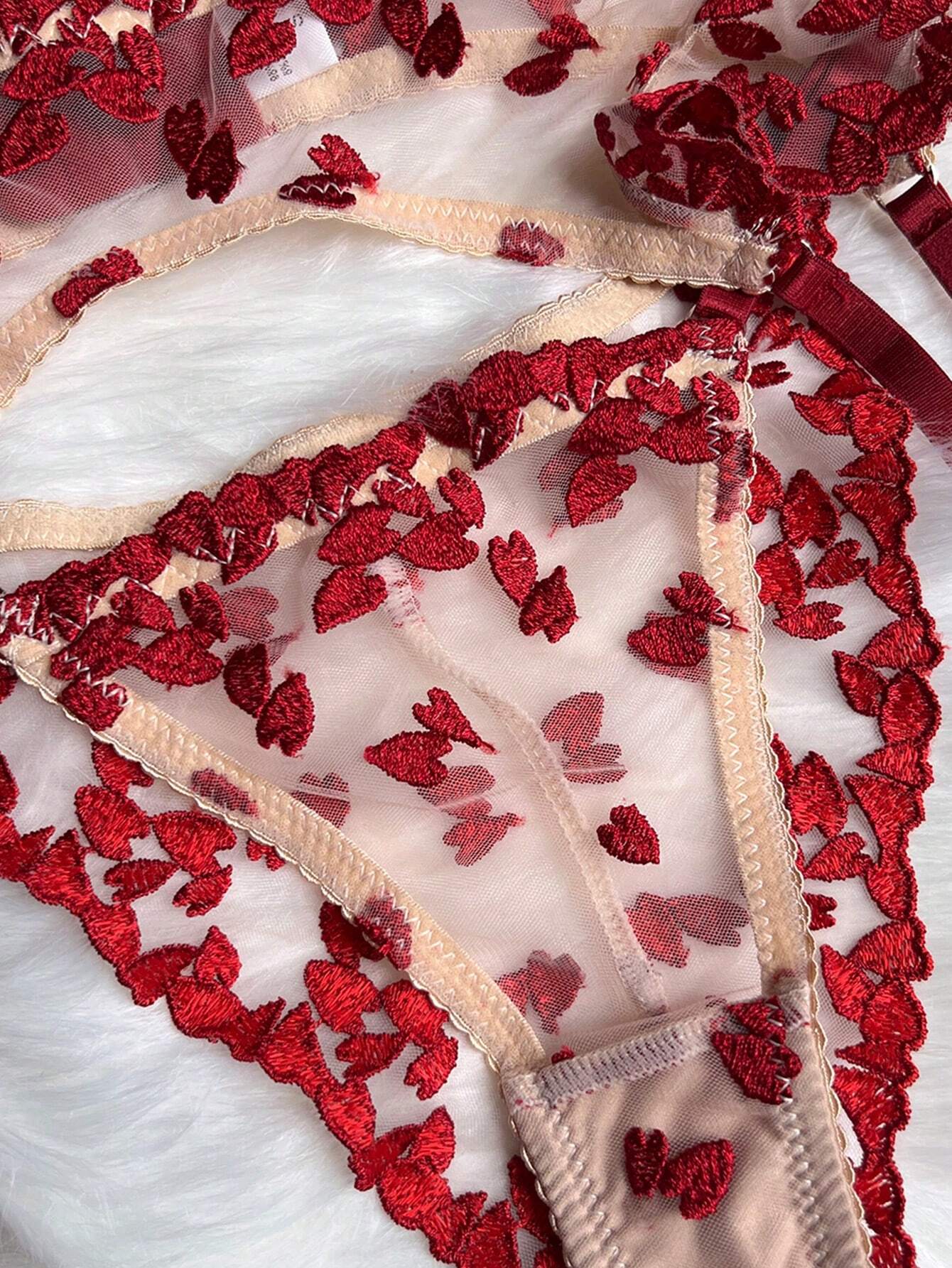 CHLOE'S LINGERIE SET