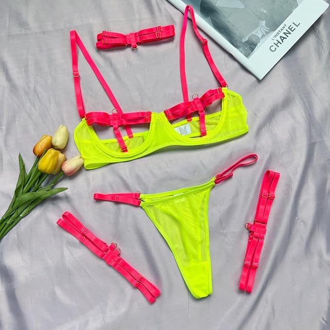 PAMELA'S LINGERIE SET