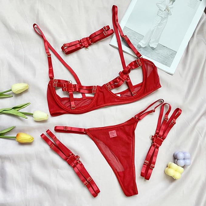 PAMELA'S LINGERIE SET