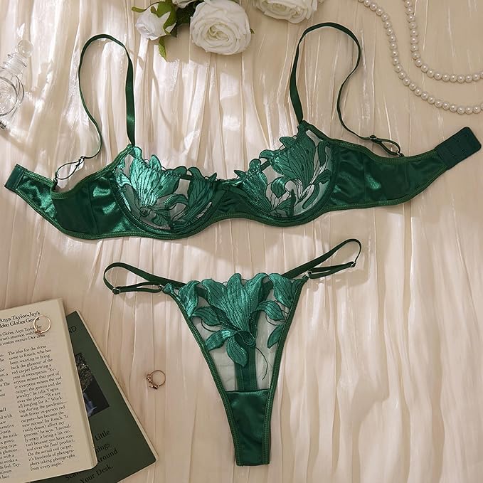 ROMY'S LINGERIE SET