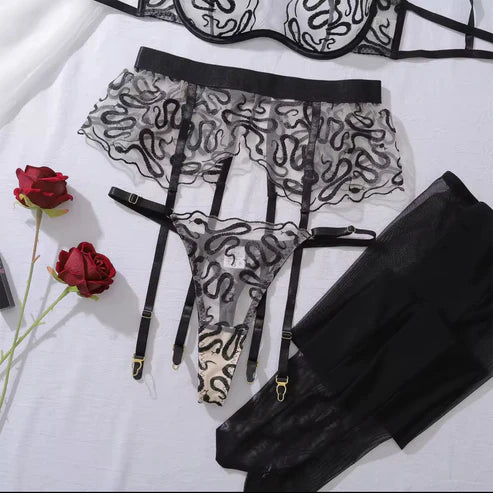 EMILY'S LINGERIE SET