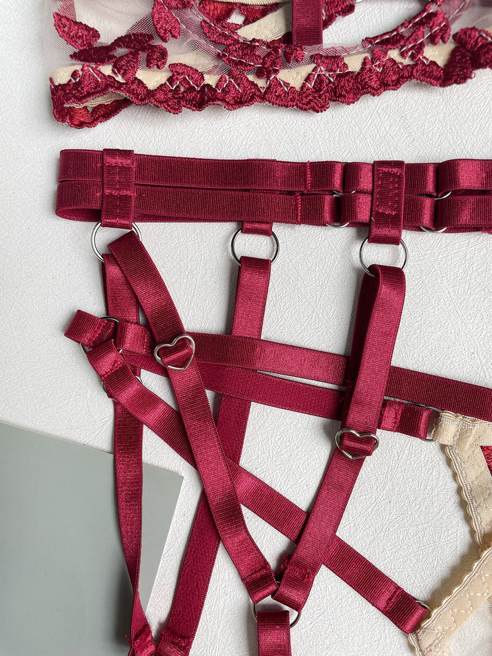 ARIA'S LINGERIE SET