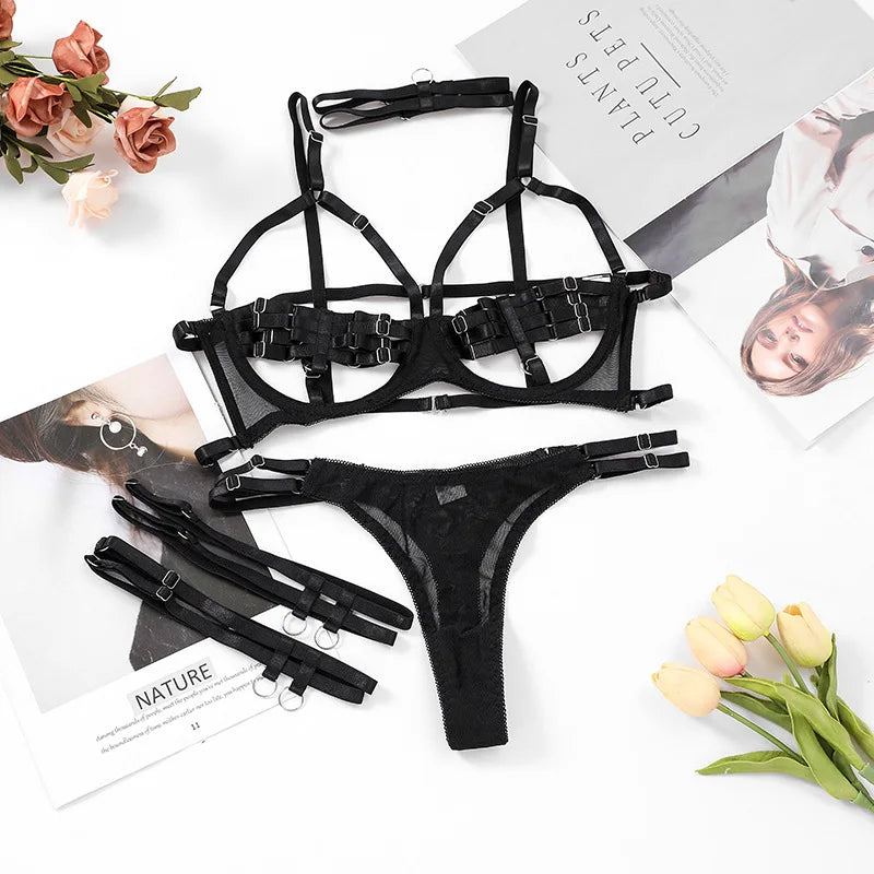 ÉLODIE'S LINGERIE SET