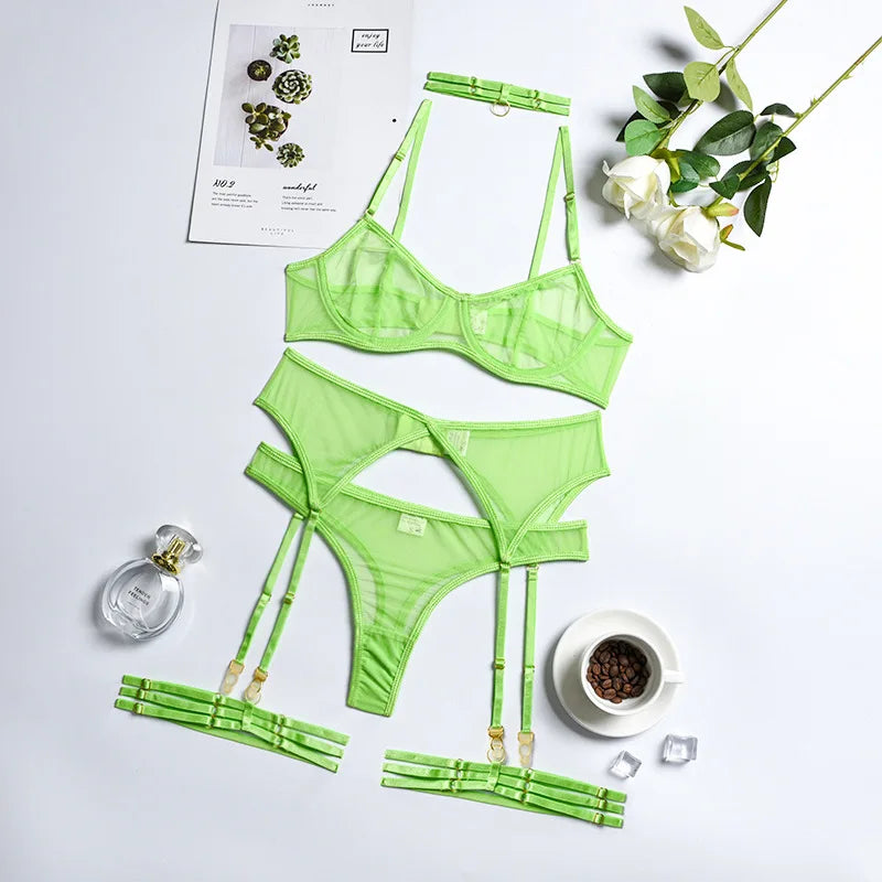 AMANDA'S LINGERIE SET