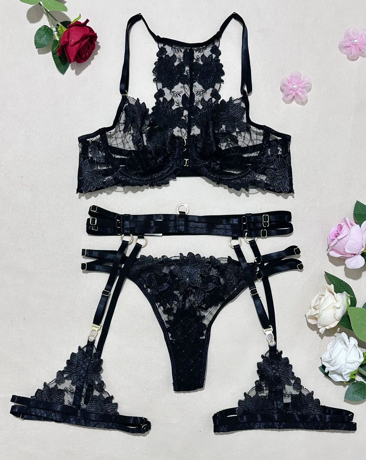 CHELSEA'S LINGERIE SET