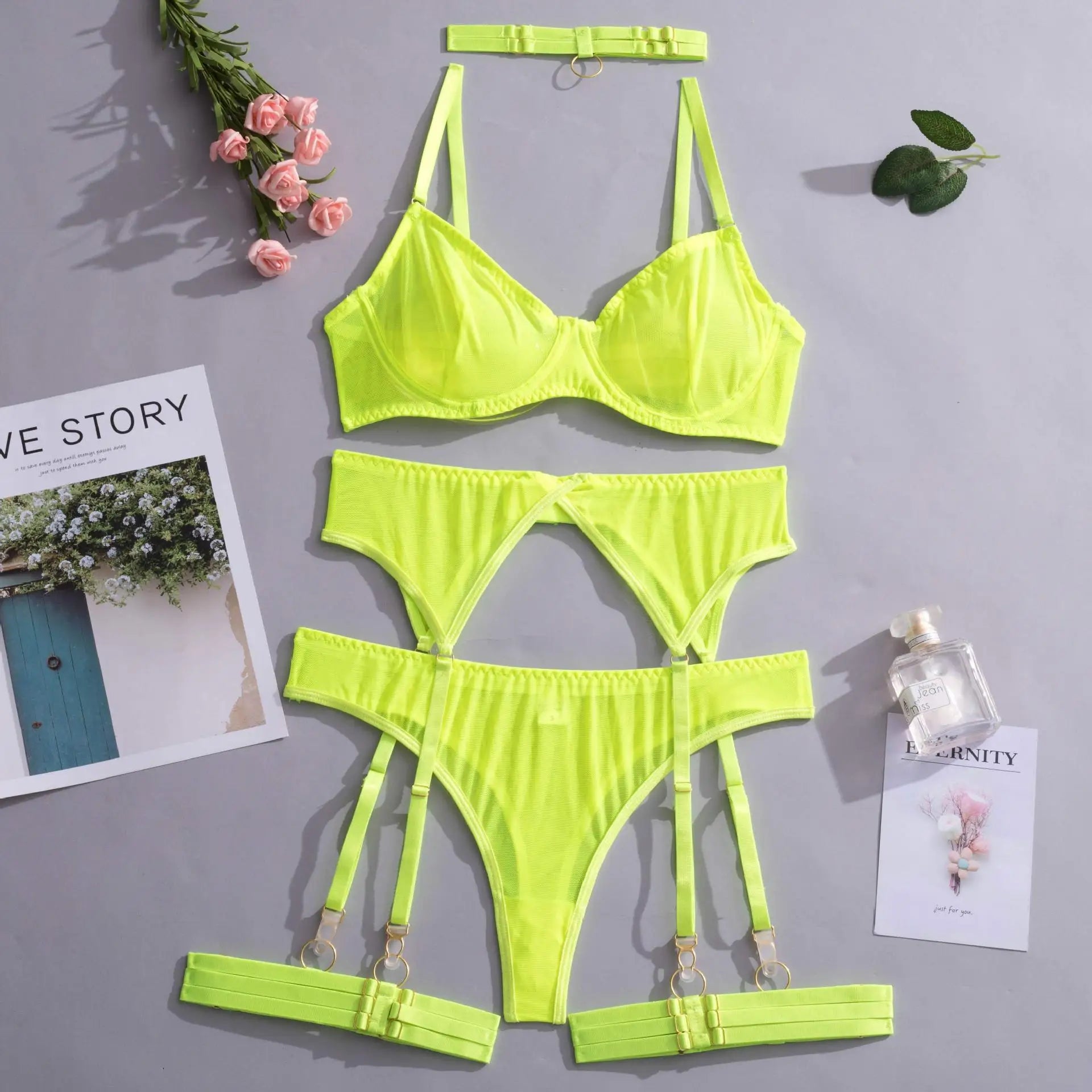 AMANDA'S LINGERIE SET