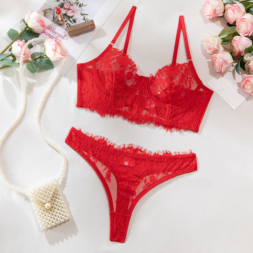 AVA'S LINGERIE SET