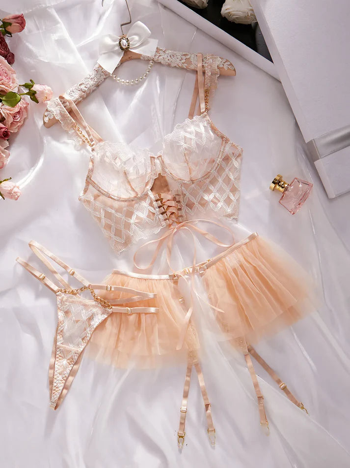 XENIA'S LINGERIE SET